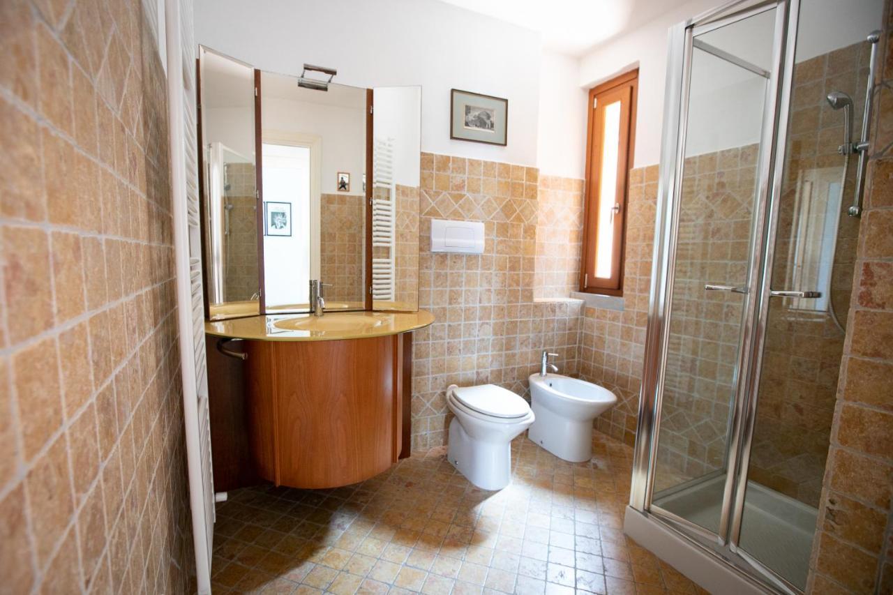 Iseolakerental - La Stallina - Monte Isola Exteriér fotografie